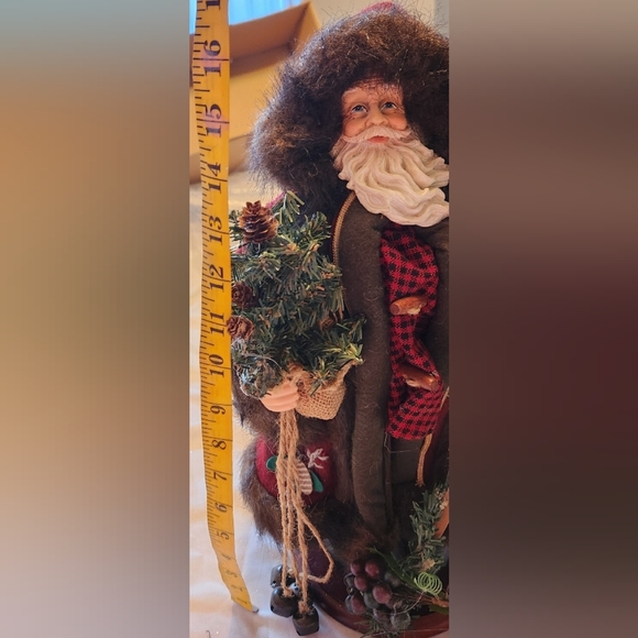 Red Green RSanta Claus Holiday Decor - Picture 2 of 3